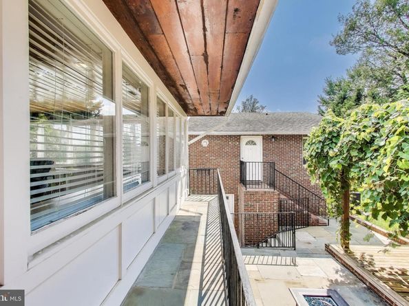 3100 N Glebe Road, Arlington VA 22207