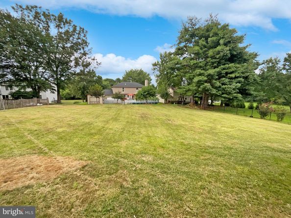 2007 Jonathan Drive, Sterling VA 20164