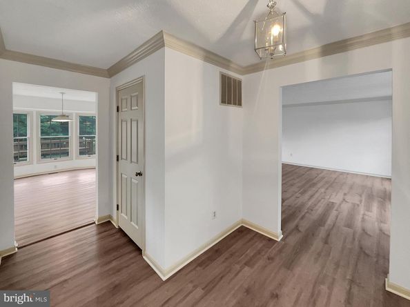 2007 Jonathan Drive, Sterling VA 20164