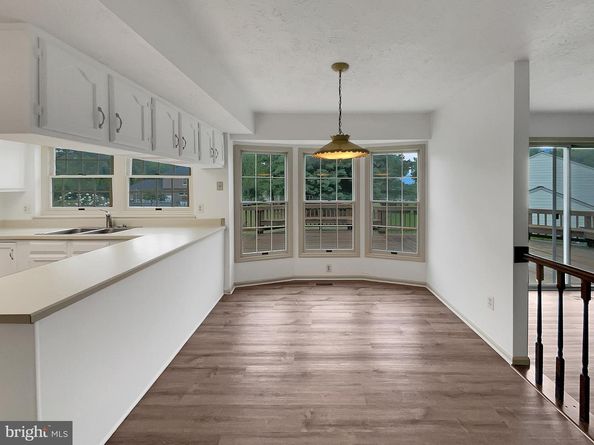 2007 Jonathan Drive, Sterling VA 20164
