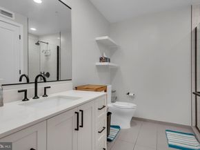 1211 Van Street SE 1014, Washington DC 20003