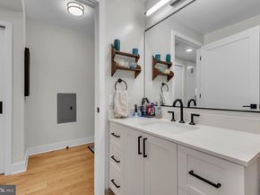 1211 Van Street SE 1014, Washington DC 20003