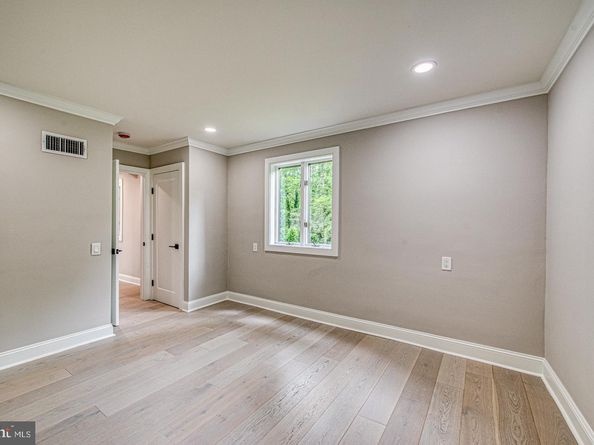 117 W Possum Hollow Road, Rose Valley PA 19086