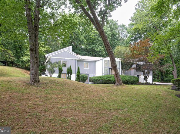 117 W Possum Hollow Road, Rose Valley PA 19086