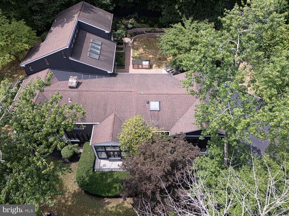 117 W Possum Hollow Road, Rose Valley PA 19086