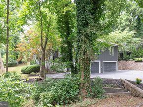 117 W Possum Hollow Road, Rose Valley PA 19086