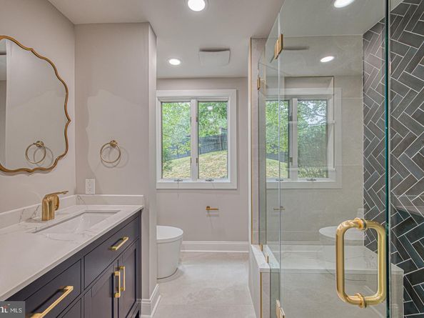117 W Possum Hollow Road, Rose Valley PA 19086