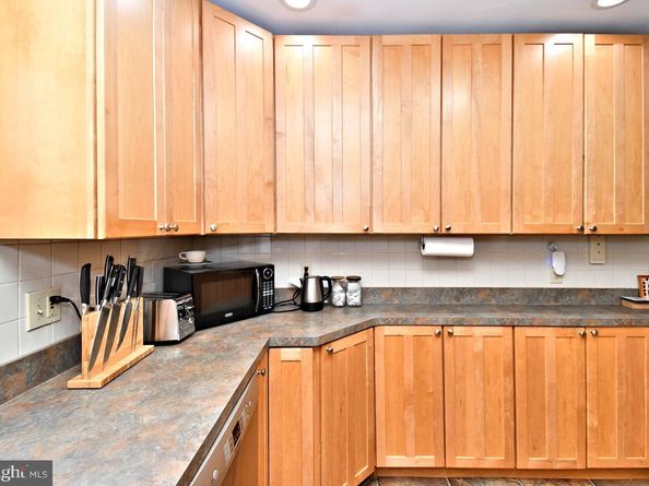 9962 Woodfern Road, Philadelphia PA 19115