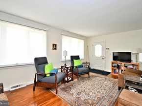 9962 Woodfern Road, Philadelphia PA 19115