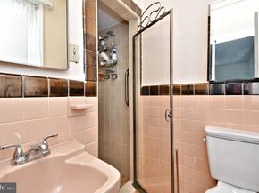 9962 Woodfern Road, Philadelphia PA 19115