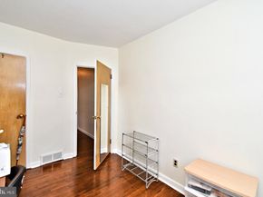 9962 Woodfern Road, Philadelphia PA 19115