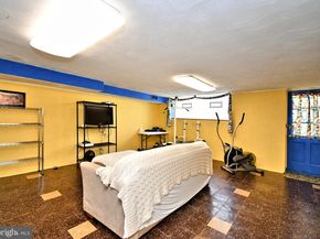 9962 Woodfern Road, Philadelphia PA 19115