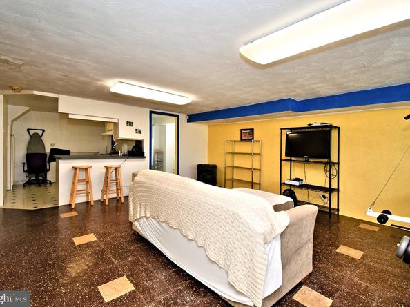 9962 Woodfern Road, Philadelphia PA 19115