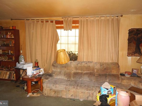 1420 Napfle Avenue, Philadelphia PA 19111