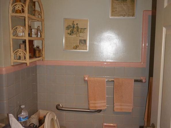 1420 Napfle Avenue, Philadelphia PA 19111