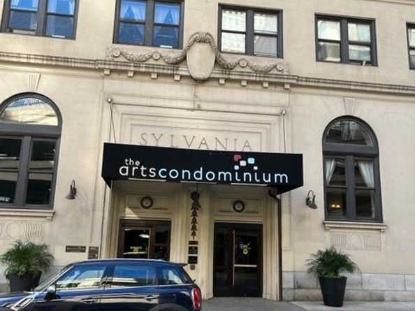 1324 Locust Street 1030, Philadelphia PA 19107
