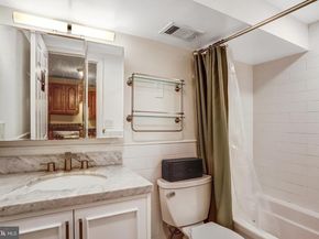 1430 Swann NW, Washington DC 20009