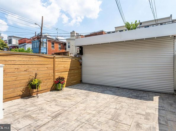 1430 Swann NW, Washington DC 20009