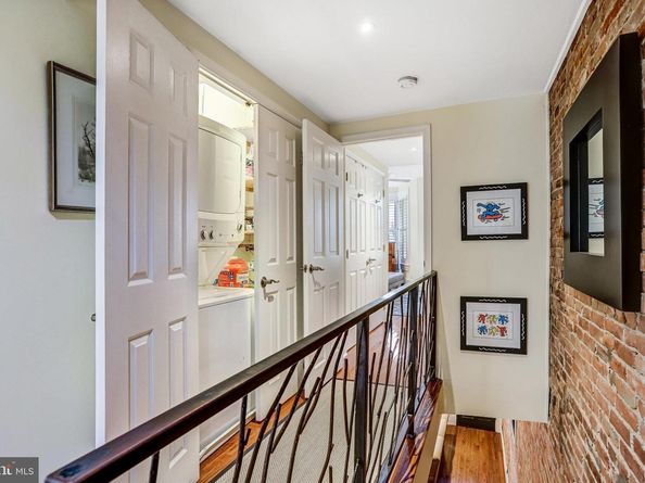 1430 Swann NW, Washington DC 20009
