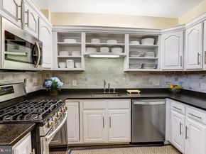 1430 Swann NW, Washington DC 20009
