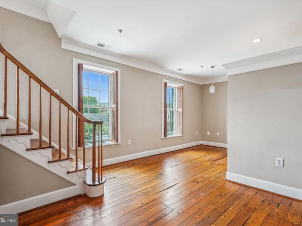603 Queen Street 6, Alexandria VA 22314