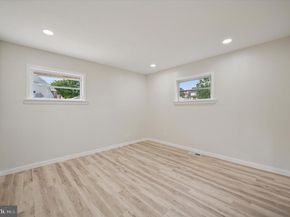 727 Sherrie Road, Philadelphia PA 19115