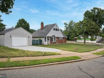 727 Sherrie Road
