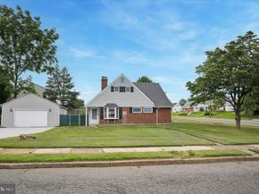 727 Sherrie Road, Philadelphia PA 19115