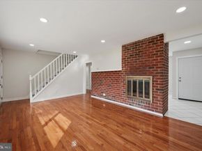 727 Sherrie Road, Philadelphia PA 19115