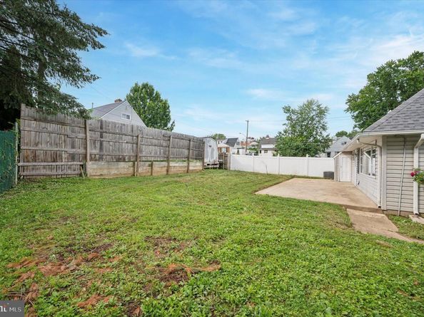 727 Sherrie Road, Philadelphia PA 19115