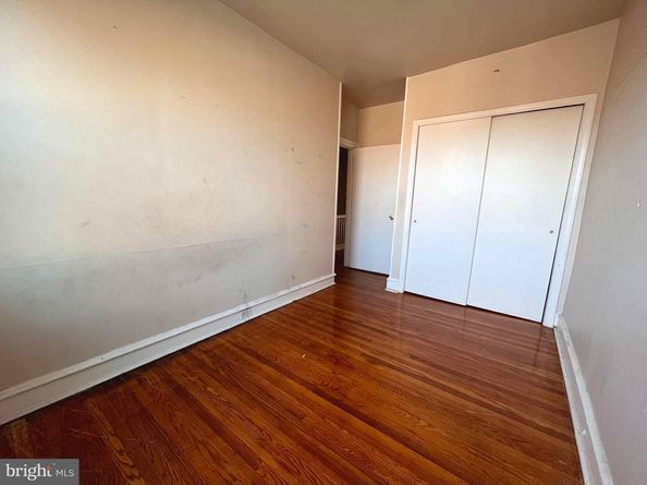 1735 N Peach Street, Philadelphia PA 19131