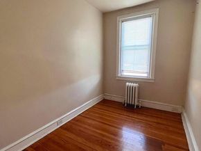 1735 N Peach Street, Philadelphia PA 19131