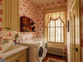 146 E Court Street, Doylestown PA 18901