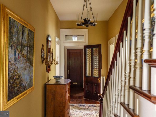 146 E Court Street, Doylestown PA 18901