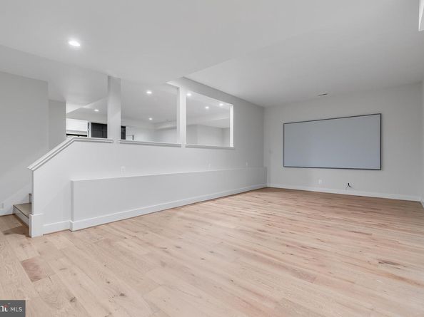 6001 Balsam Drive, Mclean VA 22101