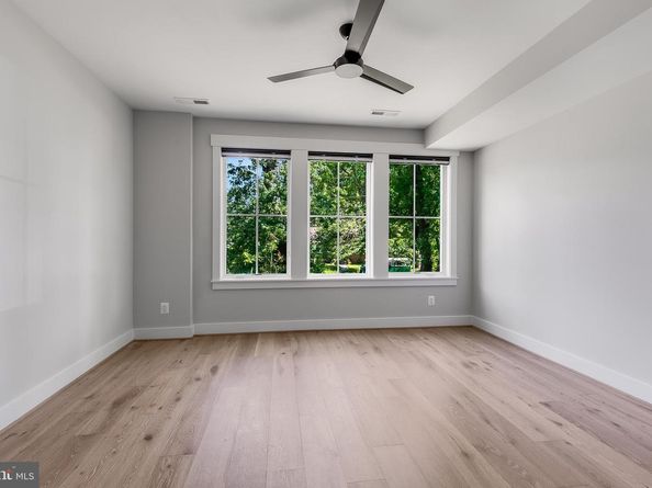 6001 Balsam Drive, Mclean VA 22101
