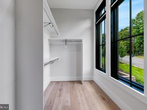 6001 Balsam Drive, Mclean VA 22101