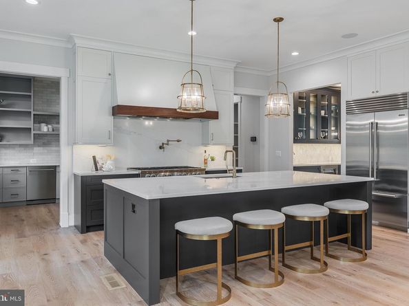 6001 Balsam Drive, Mclean VA 22101
