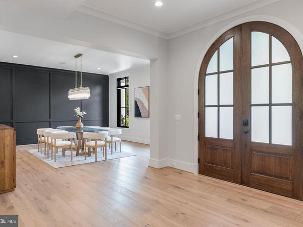6001 Balsam Drive, Mclean VA 22101