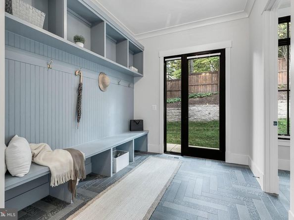 6001 Balsam Drive, Mclean VA 22101