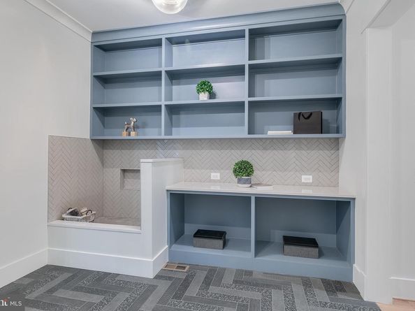 6001 Balsam Drive, Mclean VA 22101