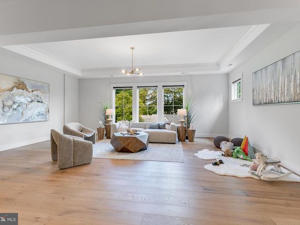 6001 Balsam Drive, Mclean VA 22101
