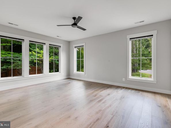 6001 Balsam Drive, Mclean VA 22101