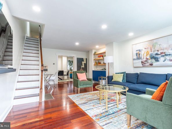 2528 Carpenter Street, Philadelphia PA 19146