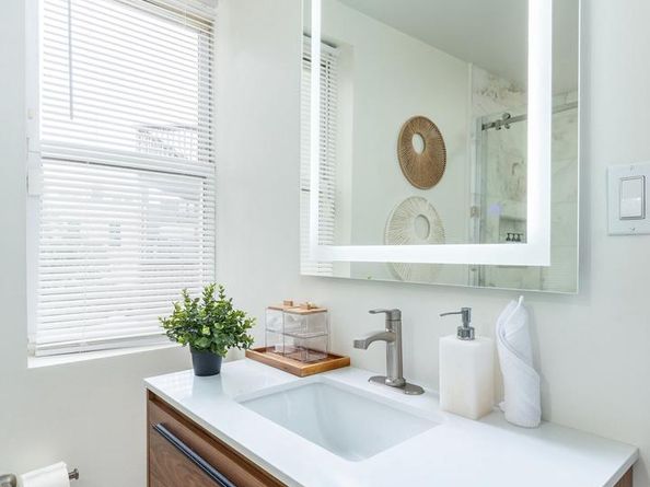 2528 Carpenter Street, Philadelphia PA 19146