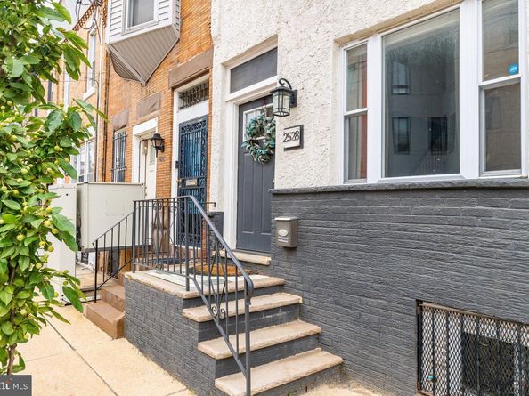 2528 Carpenter Street, Philadelphia PA 19146