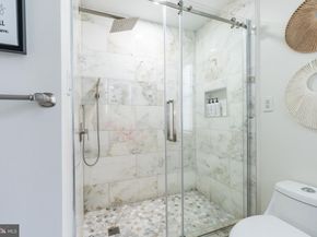 2528 Carpenter Street, Philadelphia PA 19146