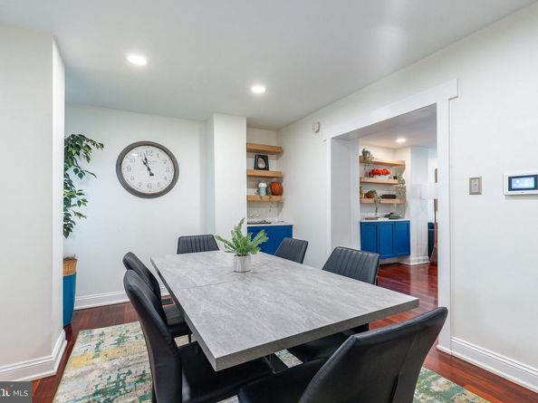 2528 Carpenter Street, Philadelphia PA 19146