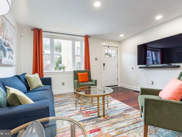 2528 Carpenter Street, Philadelphia PA 19146