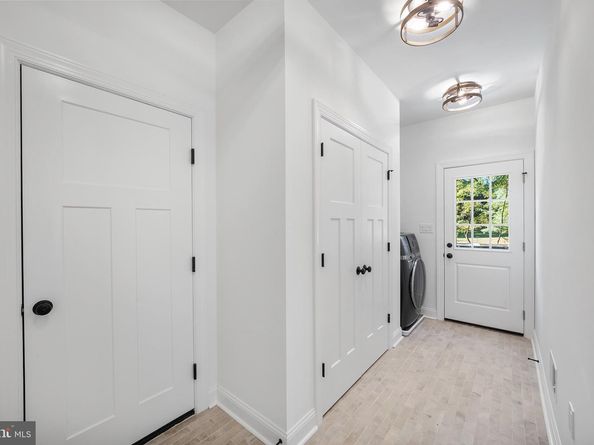 2261 Valley Road, Huntingdon Valley PA 19006